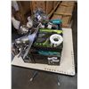 Image 1 : BOX OF LIGHTS AND SPRINKLERS