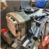 Image 2 : SEARS 5 CLUTCH SHIFT GAS POWERED BOAT MOTOR WITH TANK