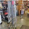 Image 1 : FOLDING 8FT WIDE CLOTHING RACK