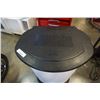 Image 2 : RBBERMAID FOOT PEDAL GARBAGE CAN
