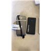Image 2 : 6 PORTABLE POWER PACKS - 2-6000 MAH AND SAMSUNG BATTERY CHARGER/POWER PACK