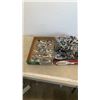 Image 1 : 250 STRETCHY BRACELETS AND 10 ANKLETS