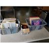 Image 1 : 2 BASKETS OF SIZE 78 RECORDS AND BOX OF SIZE 45 RECORDS