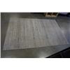 Image 2 : AREA CARPET 5 FOOT 1 INCH X 8 FOOT