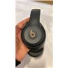 Image 2 : Beats studios 3 blue tooth ove skyline Gray headphones, good condition, working, retail $399