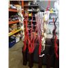 Image 2 : 9 WOOD VASES AND DECORATIVE 5 FT STICKS