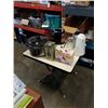 Image 1 : LOT OF KITCHEN APPLIANCES, CROCK POT, COFFEE MAKER, POPCORN MAKER