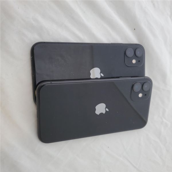 2 IPHONE 11 SPACE GREY - PARTS ONLY