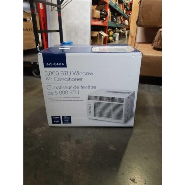 NEW INSIGNIA 5,00 BTU WINDOW AIR CONDITIONER, RETAIL $229