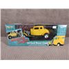 Image 1 : 32 Ford Deuce Coupe American Graffiti 1/18 ERTL