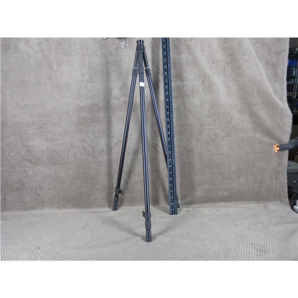 Polecat Shooting Tripod - Missing gun rest