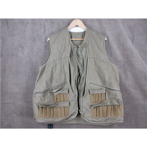 Canvas Duck Hunters Insulated Vest - Size M Used