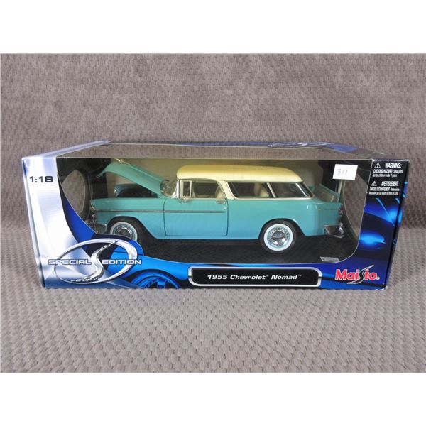 1955 Chevrolet Nomad - Maisto 1:18 Diecast