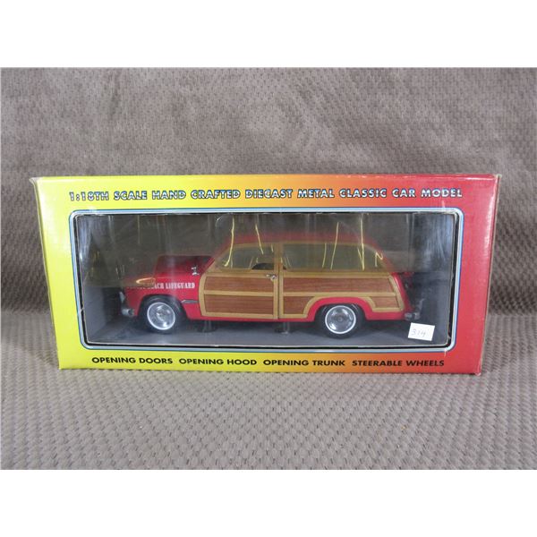 1949 Ford Woody Station Wagon - Motor City 1:18 Diecast