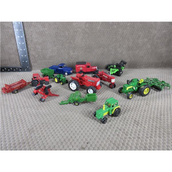 O Gauge Train Scale Items - Various Farm Equipment