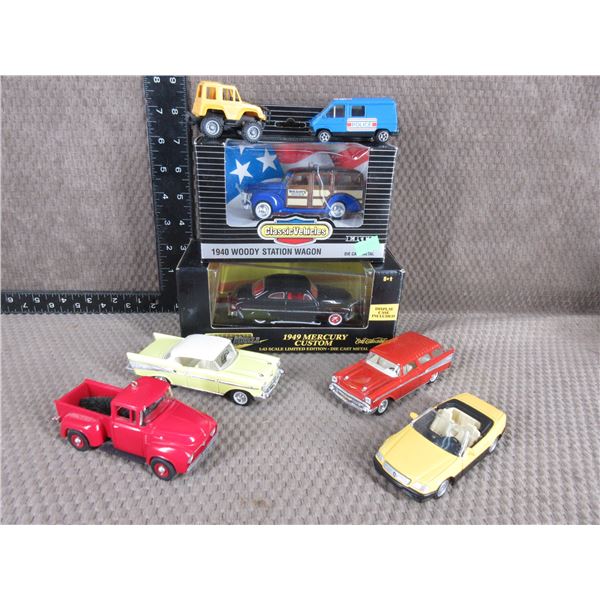 O Gauge Train Scale Items - 8 Diecast Cars