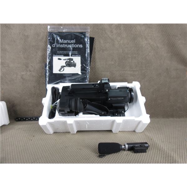 Vintage Panasonic PK-958-K Color Video Camera