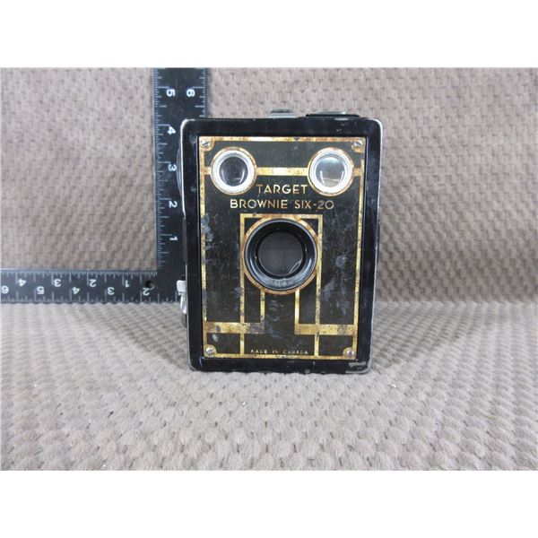 Vintage Camera Brownie Target Six-20
