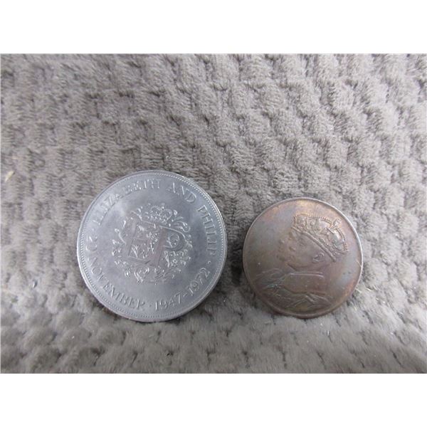 Bag of 2 Trade Dollars