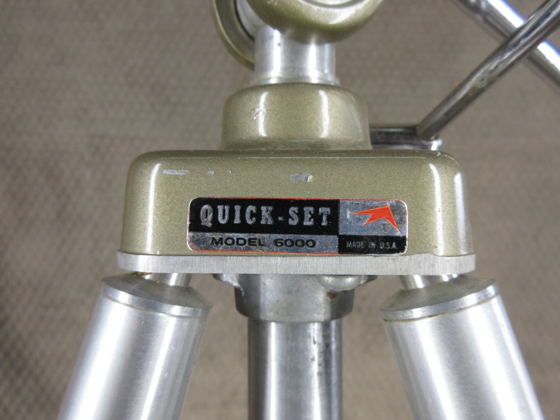 QuickSet Model 6000 Camera Tripod