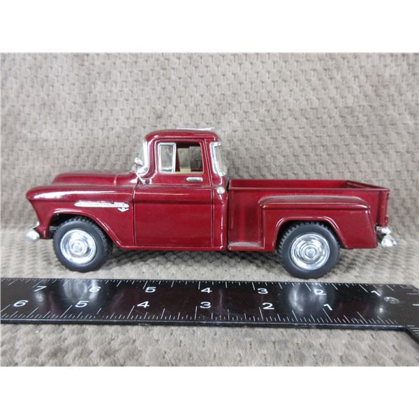1955 Chevy Stepside Pickup - 1:24 Diecast no box