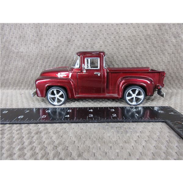 1956 Ford F100 Pickup - 1:24 Diecast no box