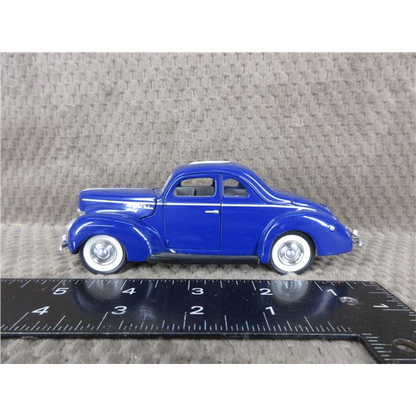 1940 Ford 5 Window Coupe - 1/34 Diecast no box