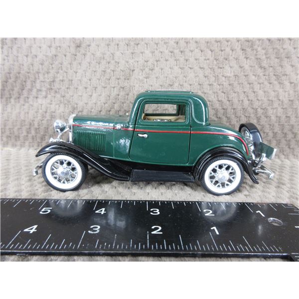 1932 Ford 3 Window Coupe - 1/30 Diecast no box