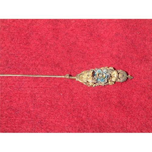 18th. century Chinese gold and enamel hair pin #2032969