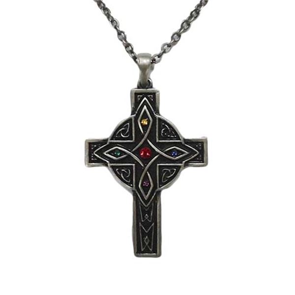 CROSS PENDANT NECKLACE