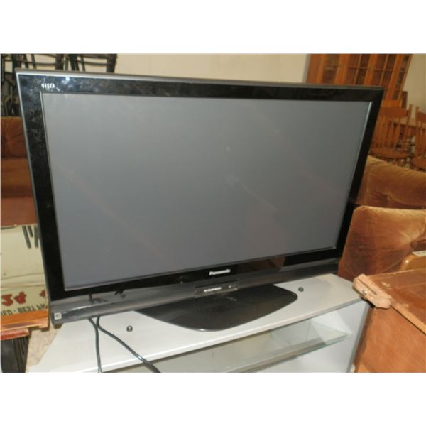 40" Panasonic TV