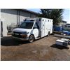 Image 2 : 2015 Chev Express Cutaway Ambulance