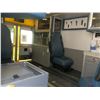 Image 8 : 2015 Chev Express Cutaway Ambulance