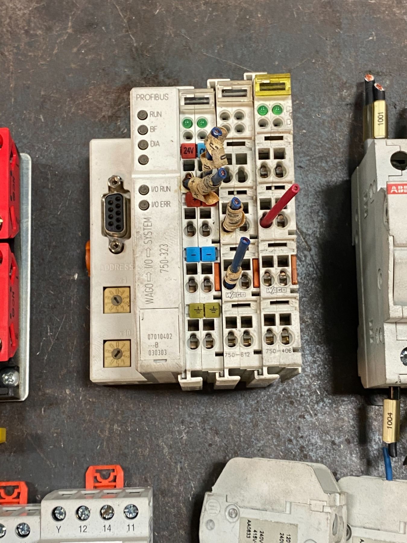 LOT OF MISC. ELECTRICAL ITEMS