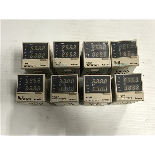 LOT OF (8) AUTONICS TZ4ST-14S THERMOSTAT