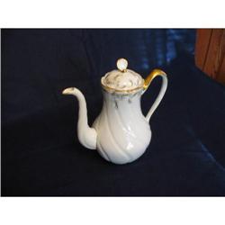 LIMOGES TEA POT #2028966