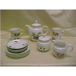 English Tea Set #2025572