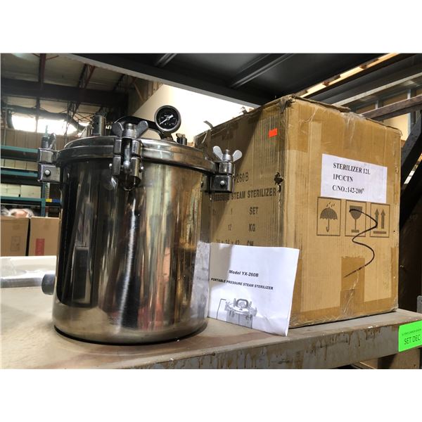 Model YX- 260B portable pressure steam sterilizer - 12L