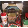 Image 4 : Large shelf lot of assorted Coca-Cola collectables