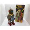 Image 1 : Space robot tin toy lithograph keywound collectors toy w/original box