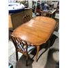 Image 3 : 7 Piece dining room table set - table/2 leaves & four chairs