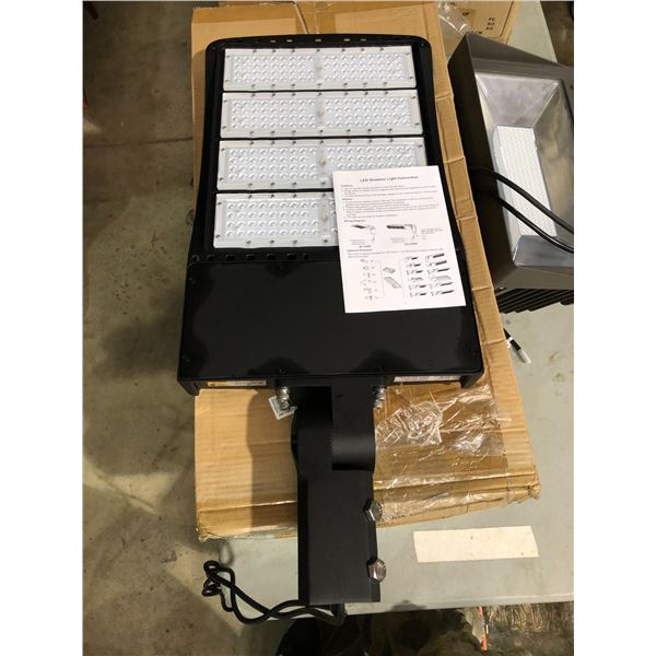 "New" Blueocean lighting 300W LED shoebox light