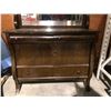 Image 2 : Early 1900's mirrored back oak sideboard buffet