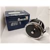 Image 2 : Penn super mariner fishing reel w/box