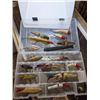 Image 3 : Box of 17 vintage wooden fishing lures