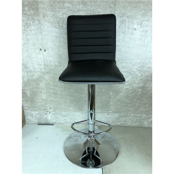 Black & chrome adjustable height barstool (Scratch and Dent store return)