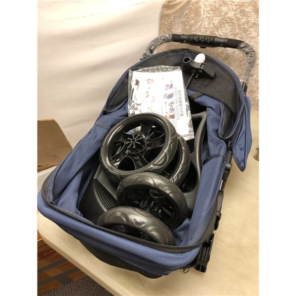 Navy blue baby stroller (Scratch and Dent store return)