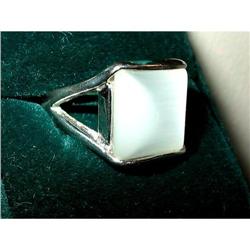 Chunky Moonglow Lucite Unisex Ring Size 7 #2064474