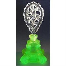CZECH VASELINE GLASS PERFUME BOTTLE CHERUBS #2064495