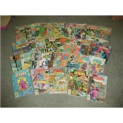 Mixed Lot of 35  DC, Marvel and Etc. Comics  #2065768